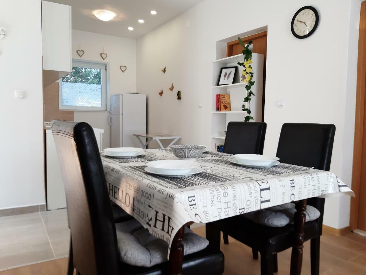 Apartment Butterfly Split - For Rest And Relaxation Eksteriør bilde
